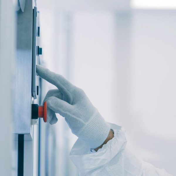 Glogar_Mehrkammerultraschall_Medizintechnik-Reinraum-1 Glogar_Mehrkammerultraschall_Medizintechnik-Reinraum-1